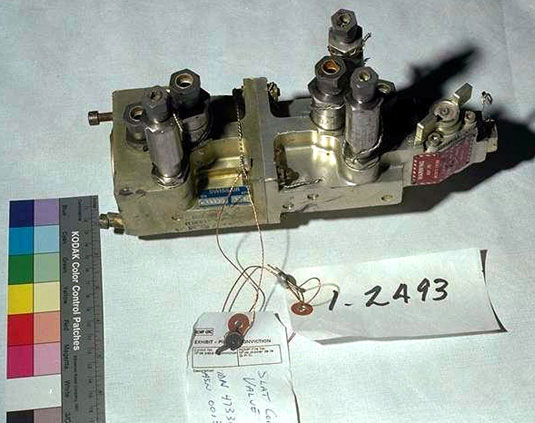 Inboard slat control valve