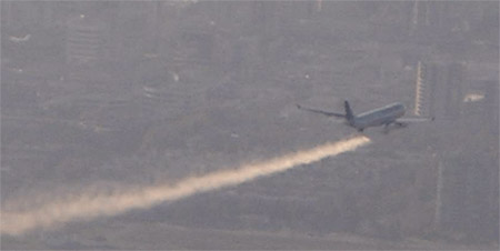 Appendix A Photo 1 - Visible Fuel Leak from Flight ACA216