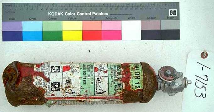 Extincteur au halon récupéré - pièce produite 1-7153